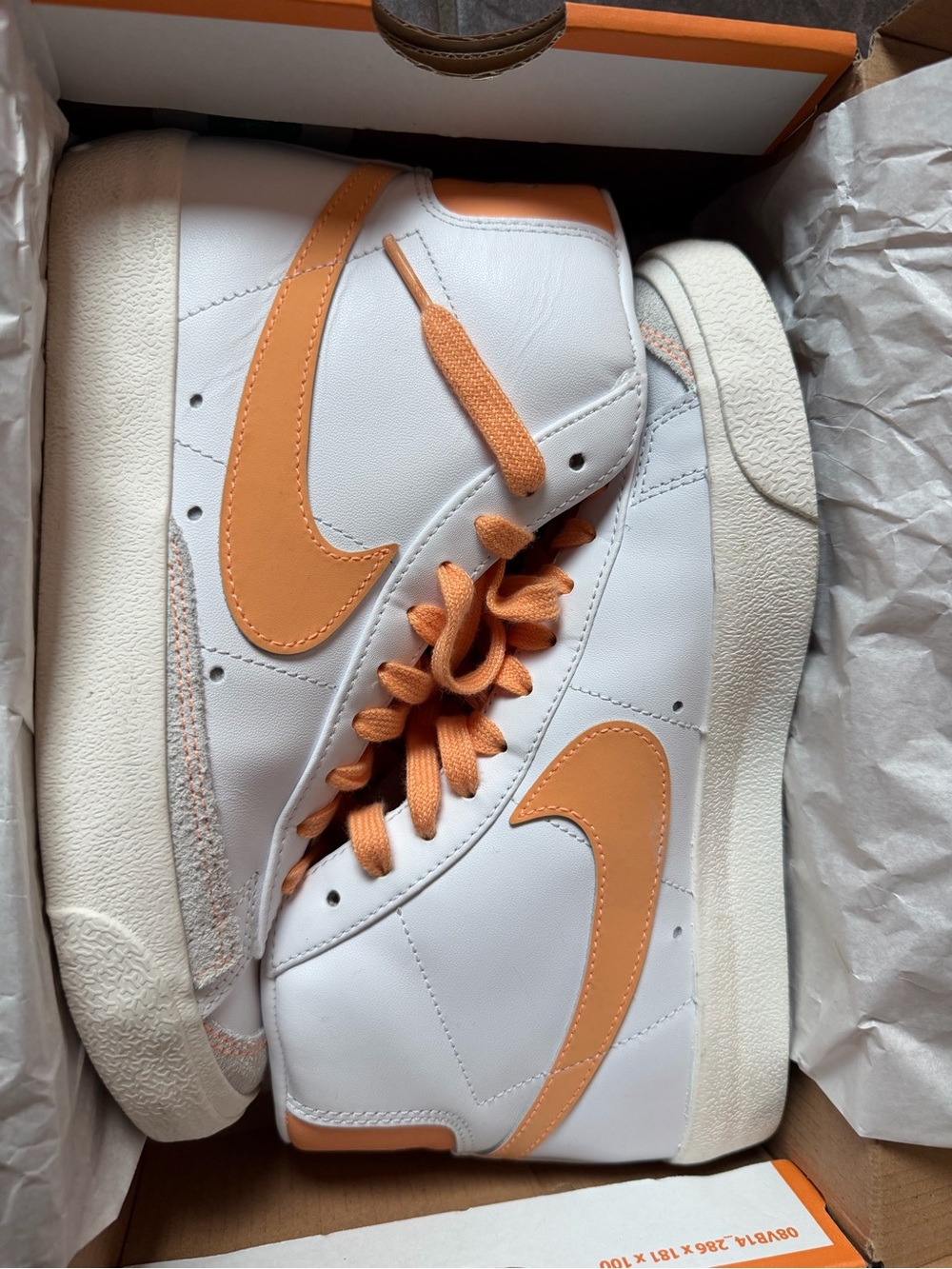 Nike Blazer Mid '77 GS 'White/Peach Cream-Sail”FDD0287 100 5Y Women's Size 6.5 - Picture 3 of 5